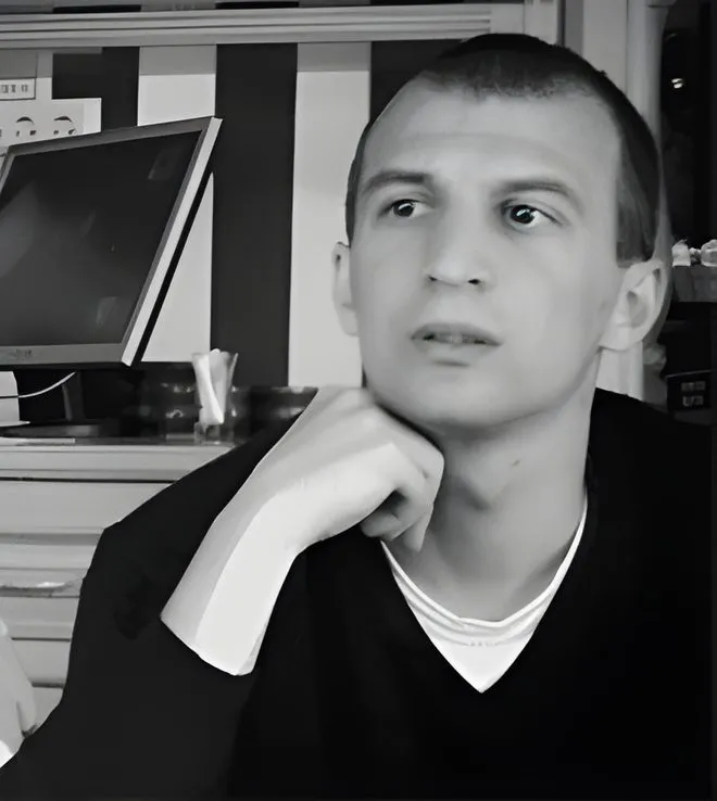 Николай Леонов